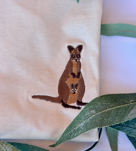 Swamp Wallaby Embroidered Australian Cotton T-shirt | Aussie Animal Collection